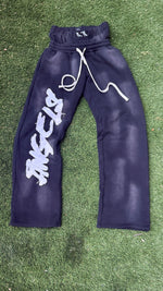 Load image into Gallery viewer, A.A Double Waisted Sweats - BLACK
